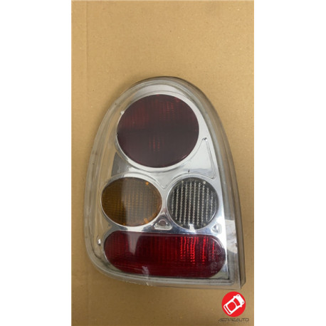 05.16.001S LEFT TAIL LIGHT CHATENET MEDIA BAROODER SPORT